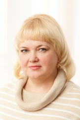 Инструктор по физической культуре высшей квалификационной категории Баранова Нина Ивановна.