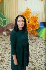 Воспитатель высшей квалификационной категории Крапивина Наталья Николаевна.
